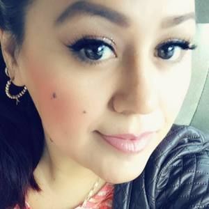 Meet your Posher, Marcela